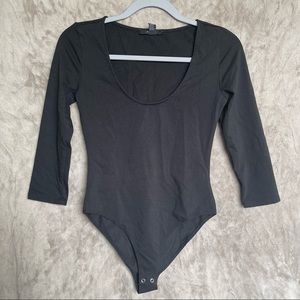 Black Scoop Neck 3/4 Sleeve Bodysuit